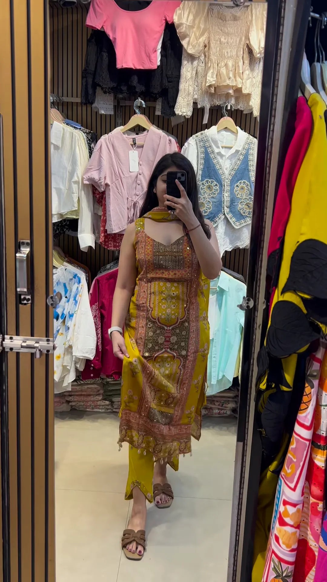 Perisa Primium Fancy Pair with Dupatta set