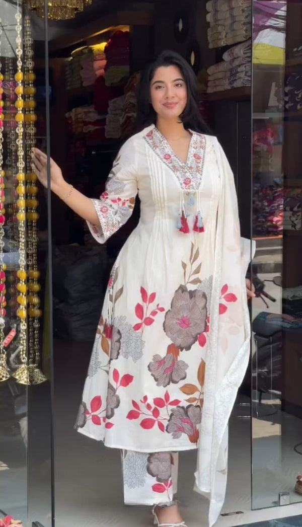 Fommi Heavy Fancy gown set with Dupatta