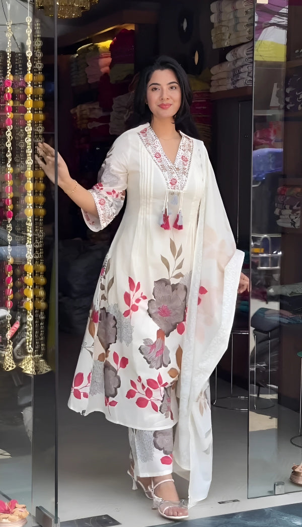 Fommi Heavy Fancy gown set with Dupatta