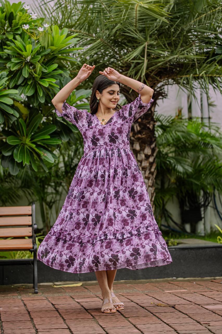 Kudbi Jiyaa Stylish Print Gown For Women.