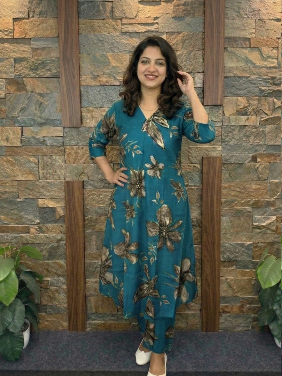 Kudbi's Samira Stylish Co-ords Set for this season.