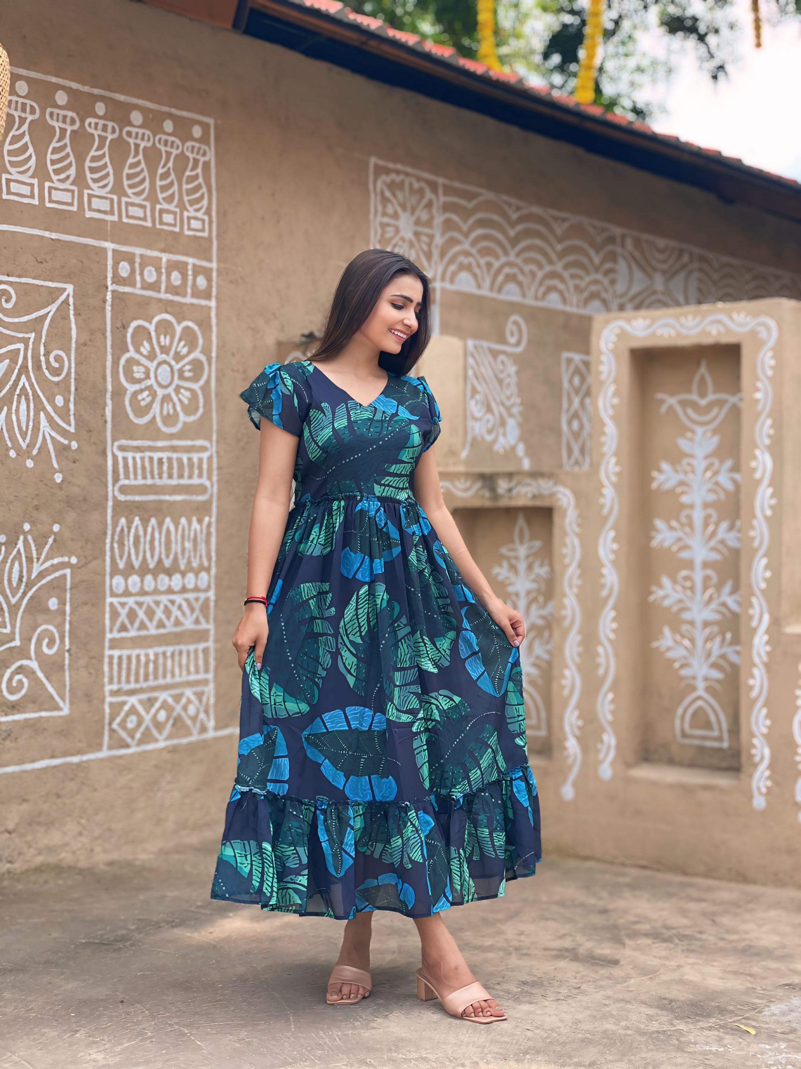 Kudbi's  Stylish Floral Green Print Kurti For Smart Ladies