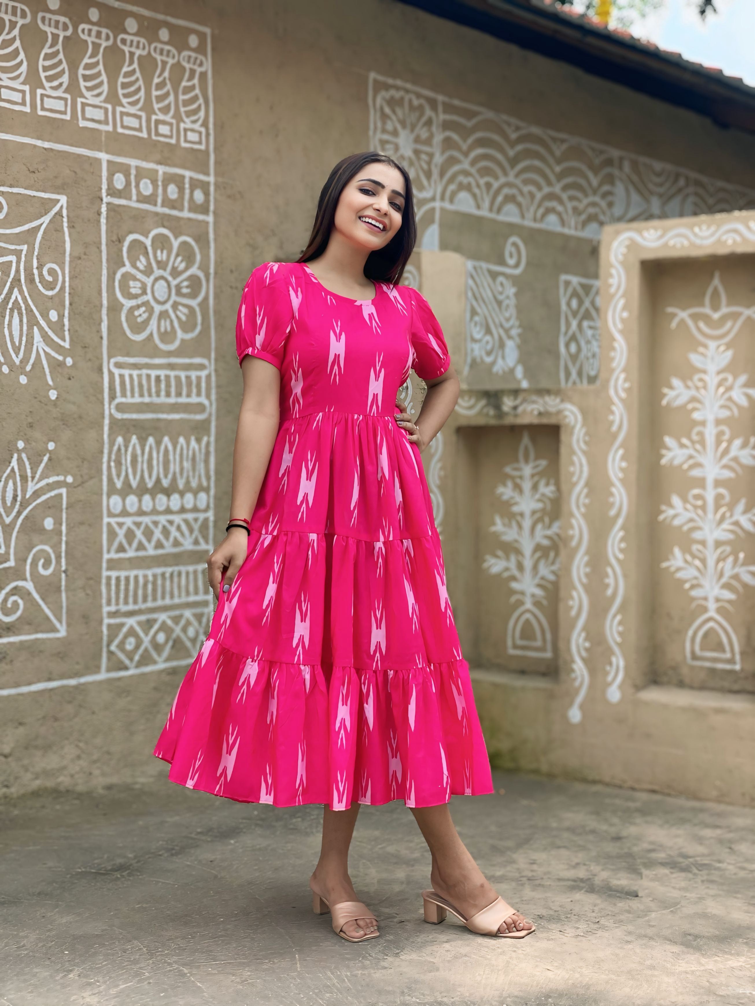 Kudbi Pink Presents Simple And Stylish Kurti For Women.