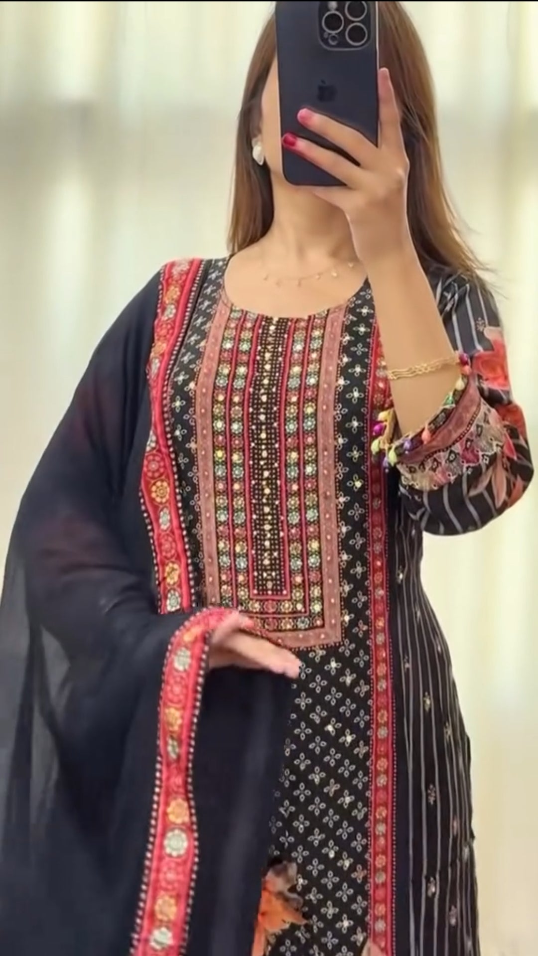 Isha Heavy Fancy Pair with Dupatta set